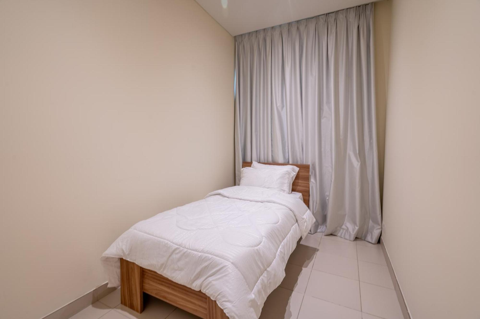 City Walk Apartment Specter Dubái Exterior foto